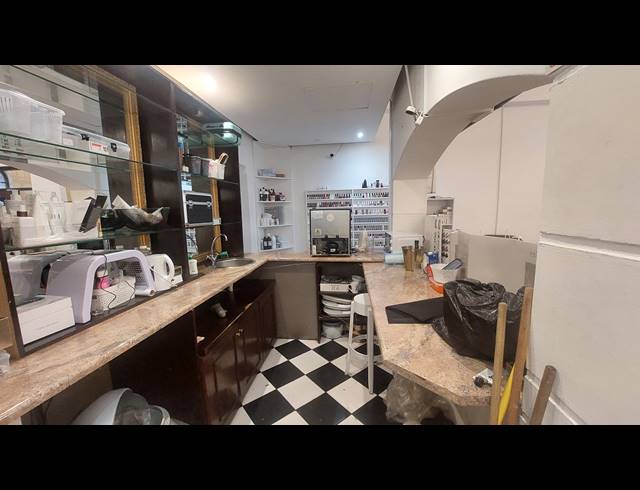 67M² RETAIL FOR SALE IN CAPE TOWN CITY CENTRE